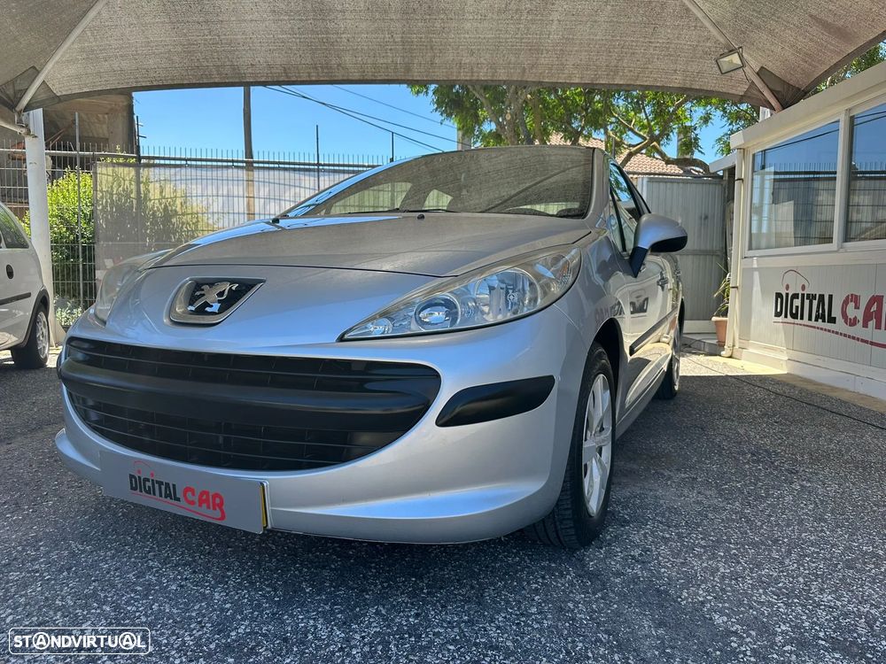 Peugeot 207 1.4 16V Trendy - 1