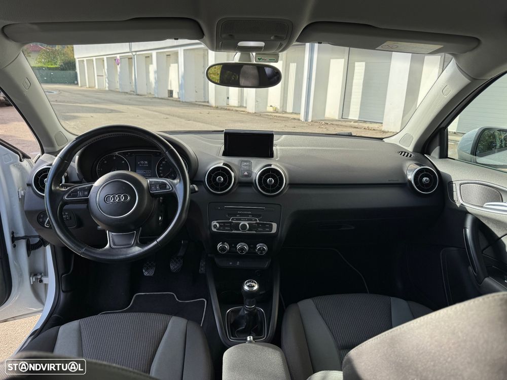 Audi A1 Sportback 1.4 TDI Design - 24