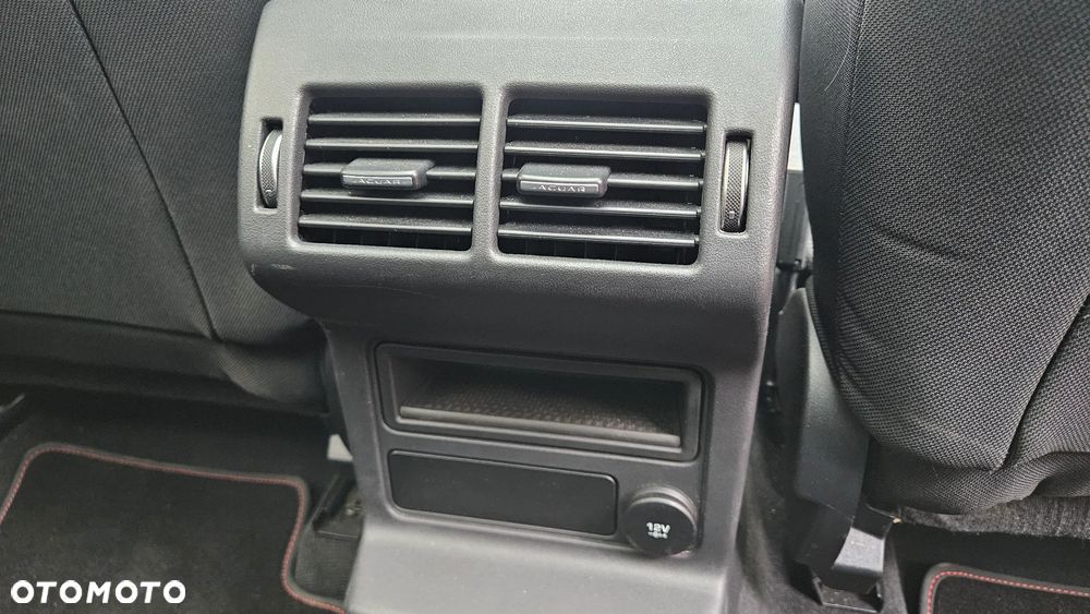 Jaguar F-Pace 2.0 i4D RWD Pure - 23