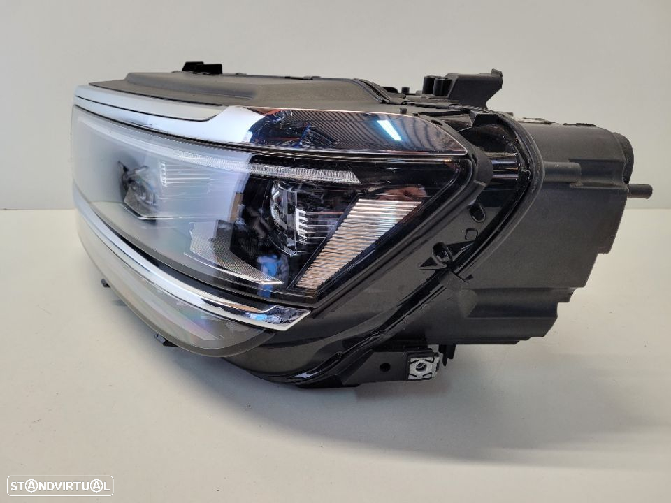 Farol esquerdo Volkswagen Transporter T6 LED 5NB941081D - 2