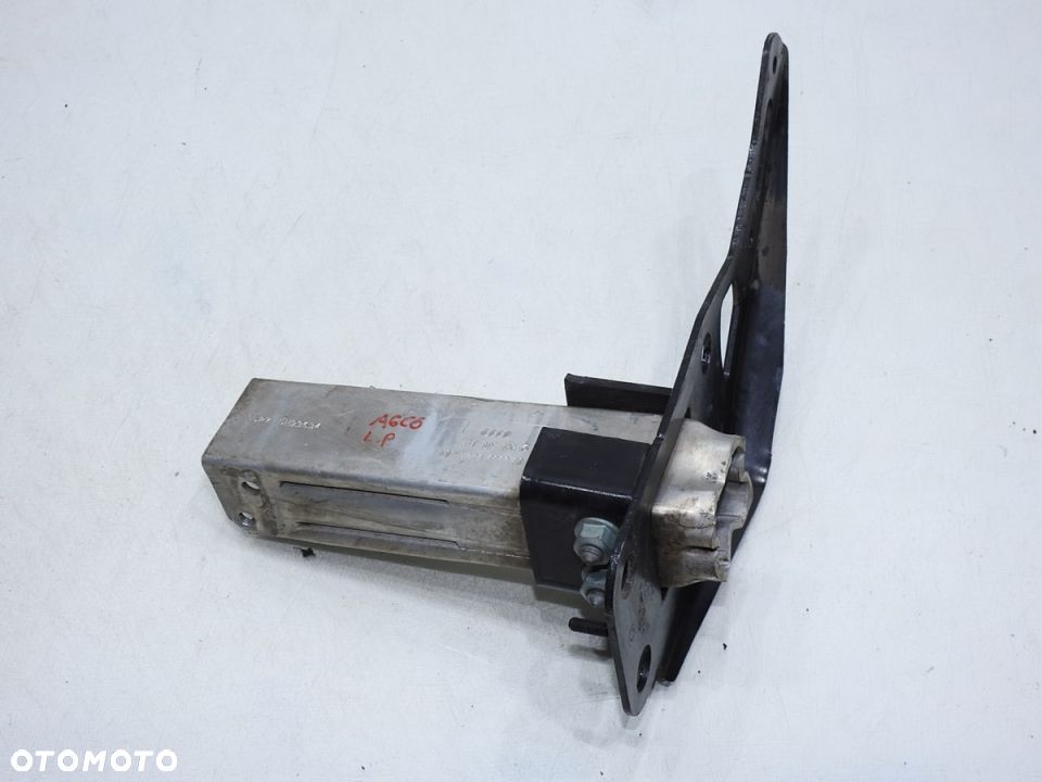 ODBÓJ STREFA ZGNIOTU LEWY PRZÓD AUDI A6 C6 - 2