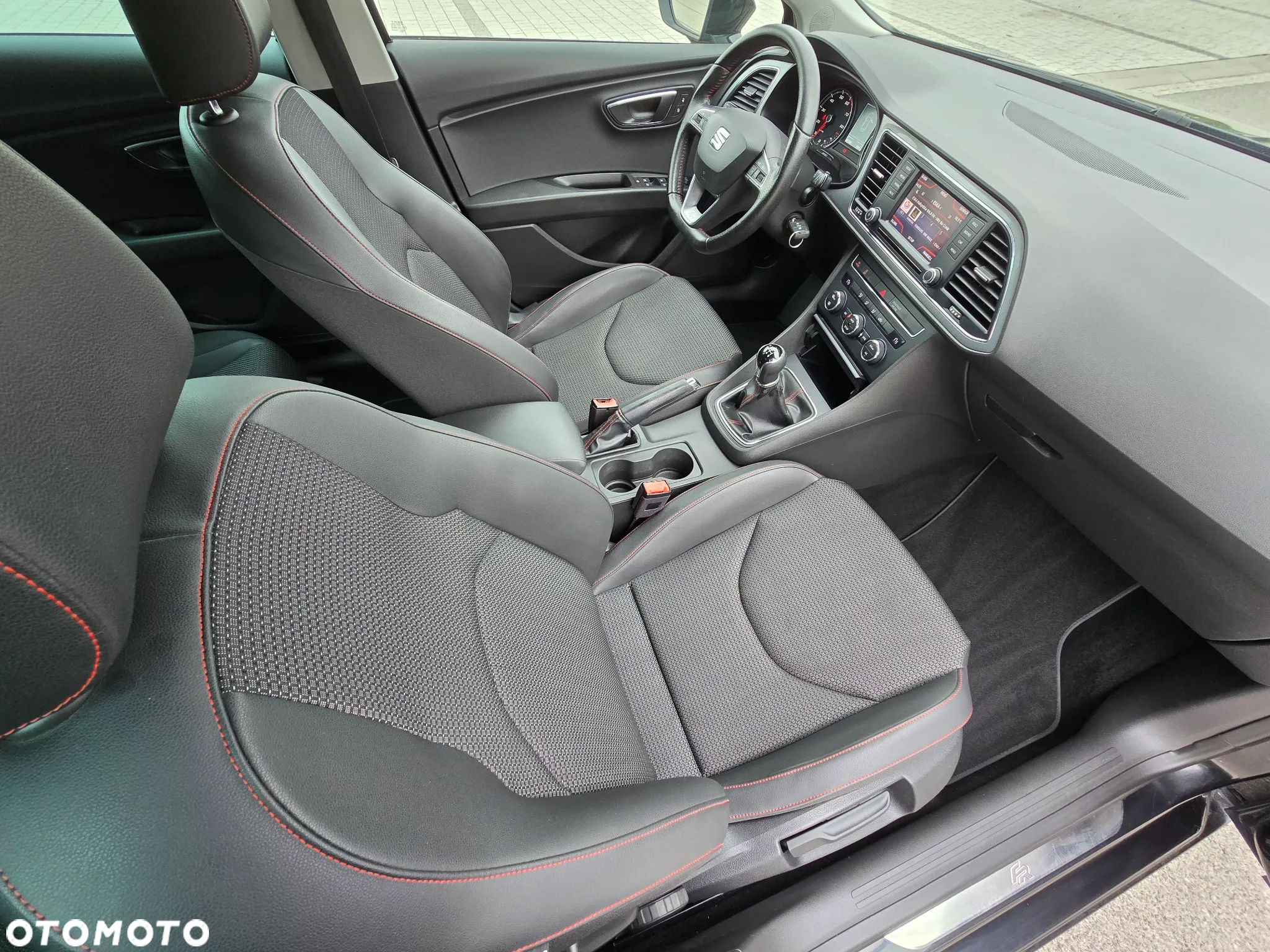 Seat Leon 1.4 TSI FR Black S&S - 11