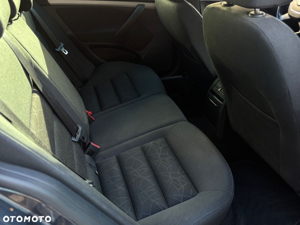 Skoda Octavia 2.0 TDI Ambiente - 15