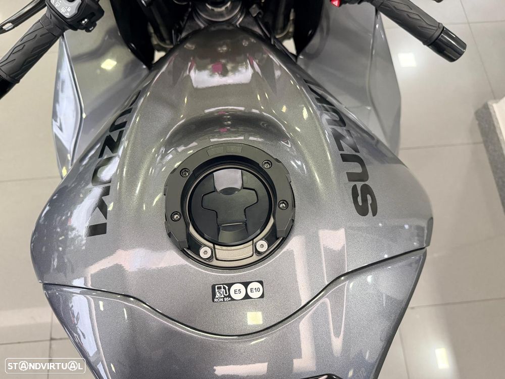Suzuki Hayabusa - 9