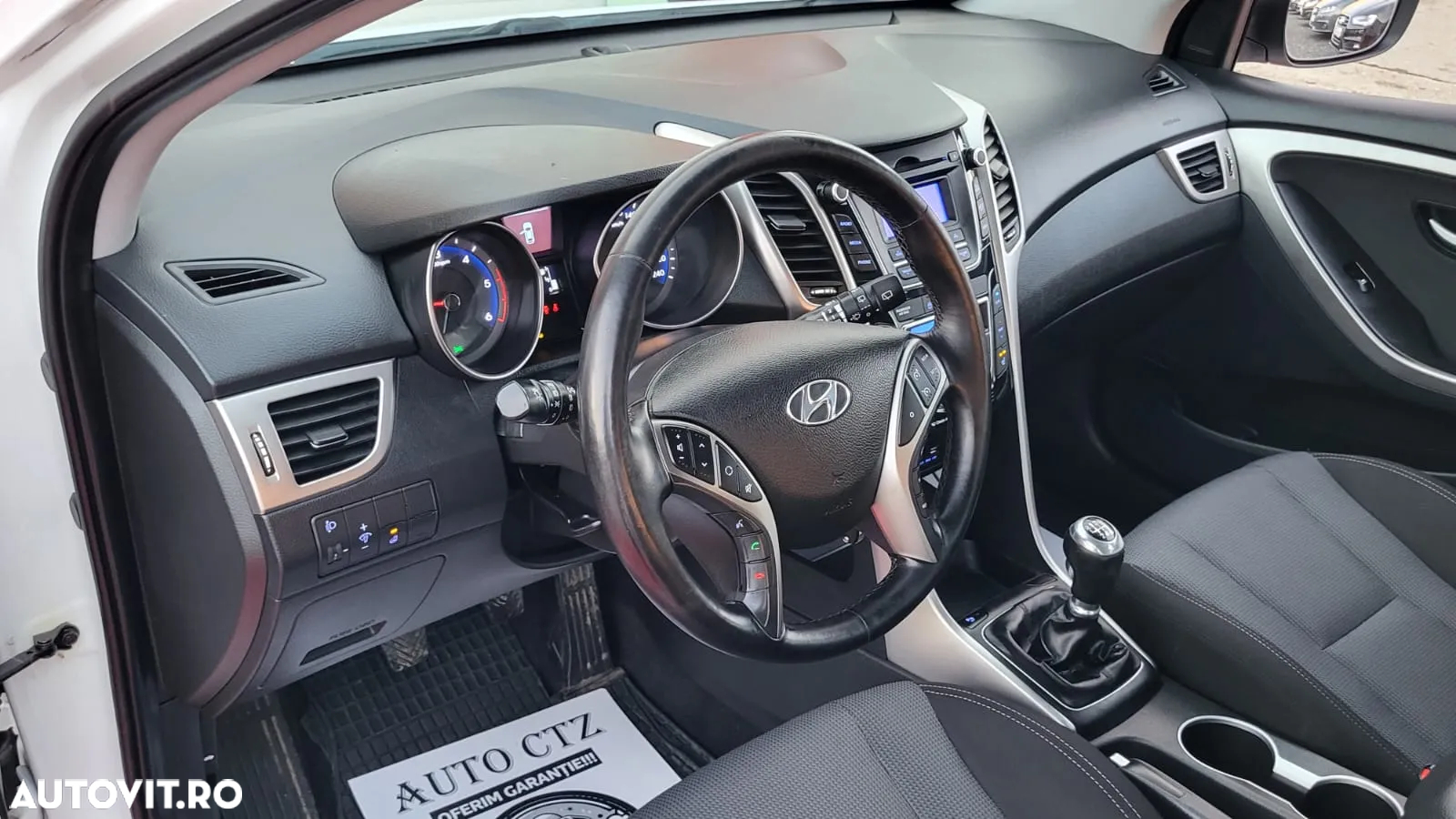 Hyundai i30 1.4 CRDi Comfort - 36