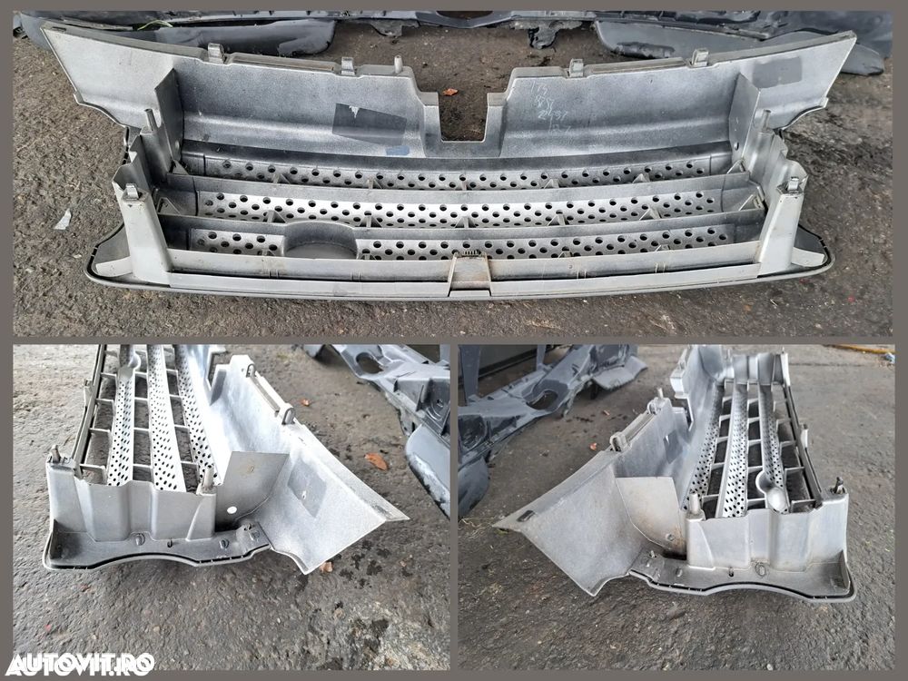 Grila bara fata centrala cu sigla Land Rover Range Rover Sport Facelift L320 2009-2013 - 2