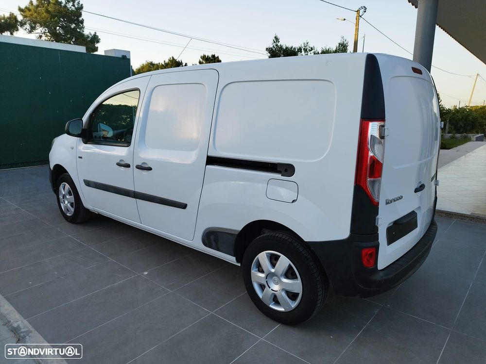 Renault kangoo ZE 33 Maxi Longa - 4