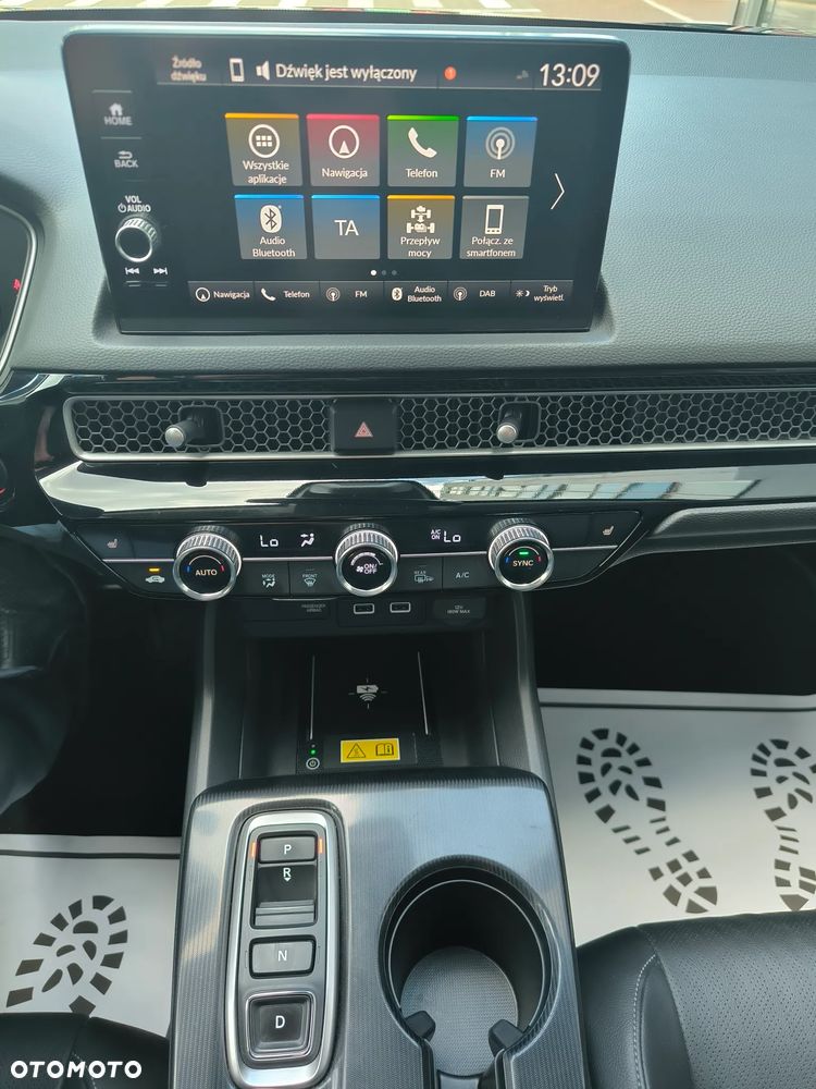 Honda Civic 2.0 i-MMD Advance CVT - 17