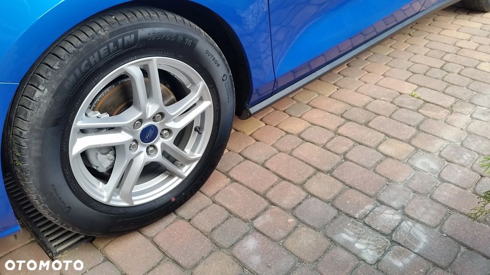 Ford Focus 1.0 EcoBoost Trend Edition - 15