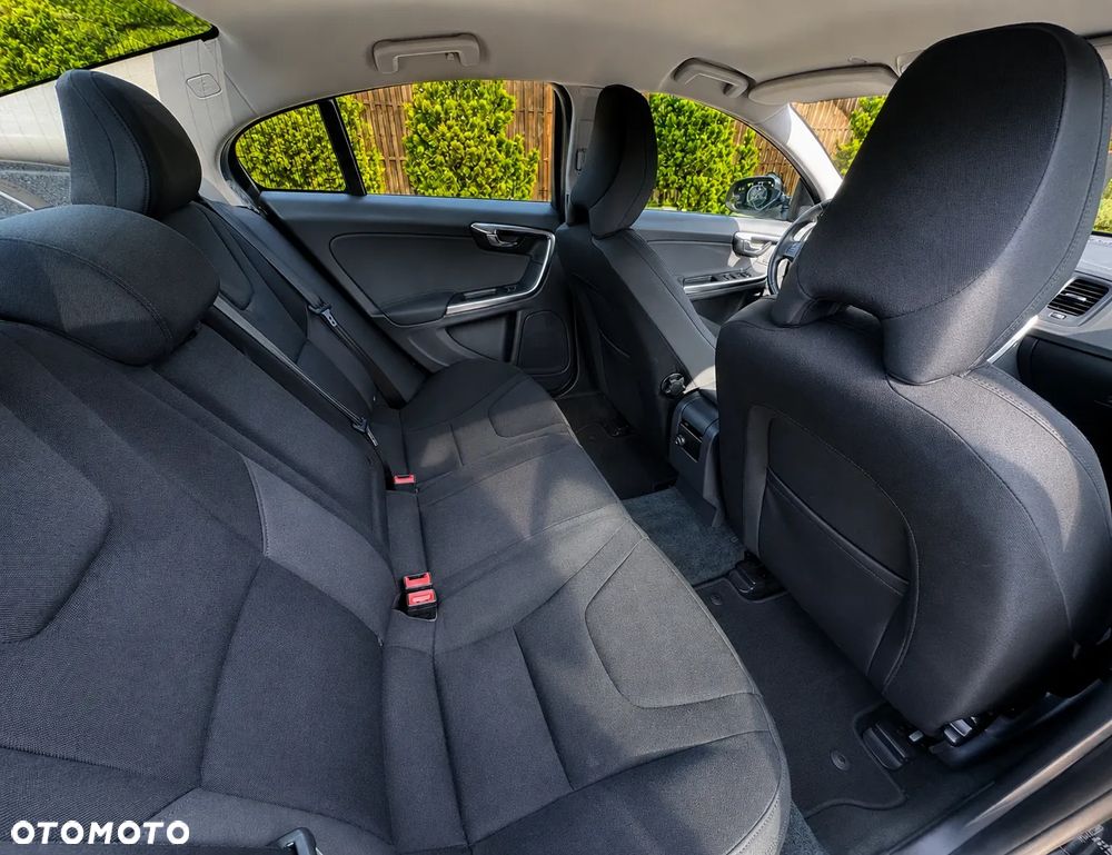 Volvo S60 - 23