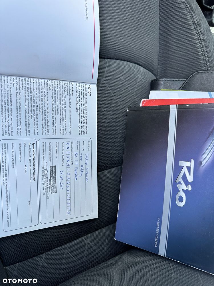 Kia Rio - 21