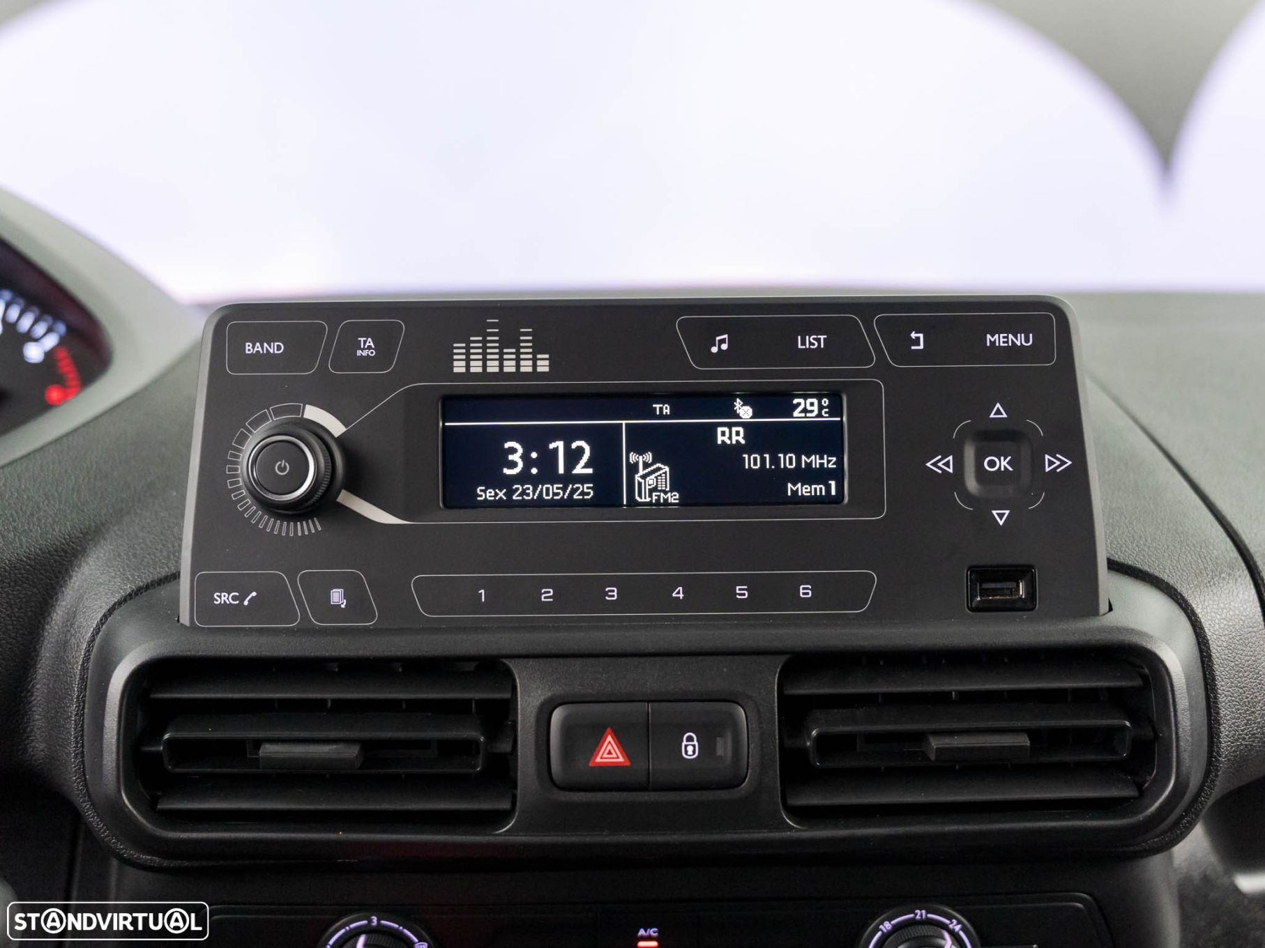 Peugeot Partner 1.5 BlueHDi Pro Standard - 23