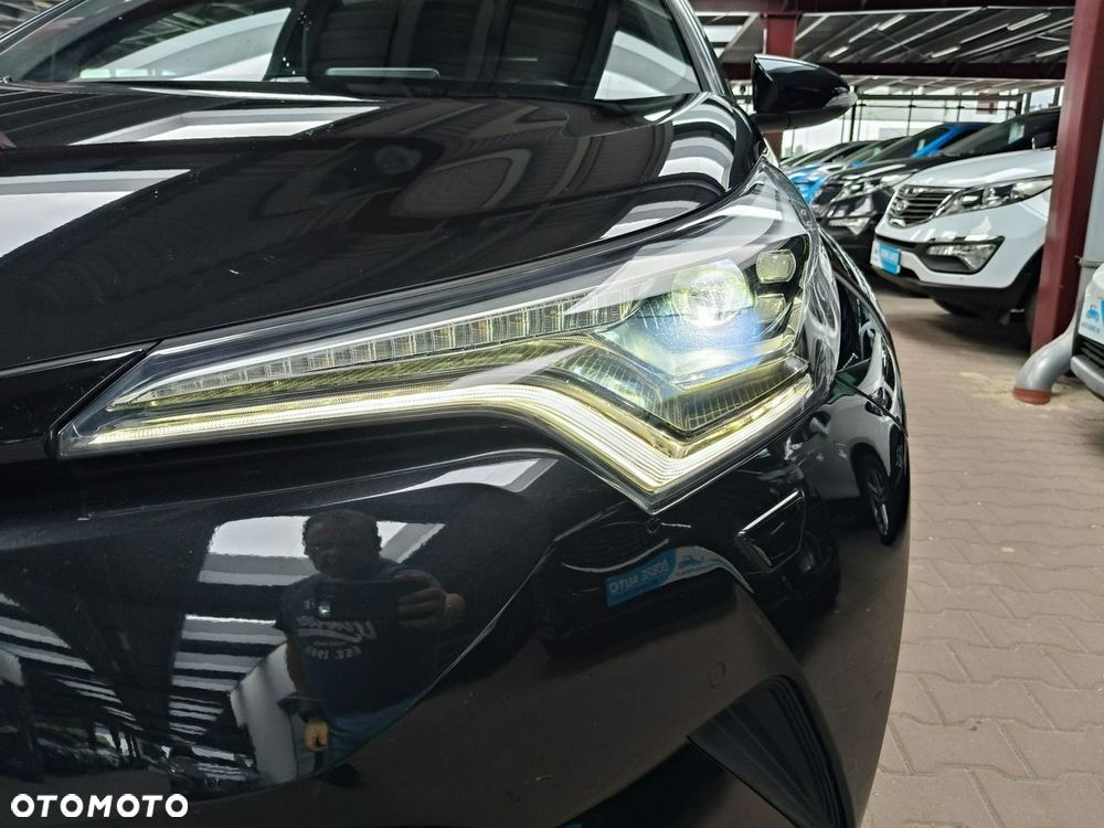 Toyota C-HR 1.8 Hybrid GPF Executive - 8