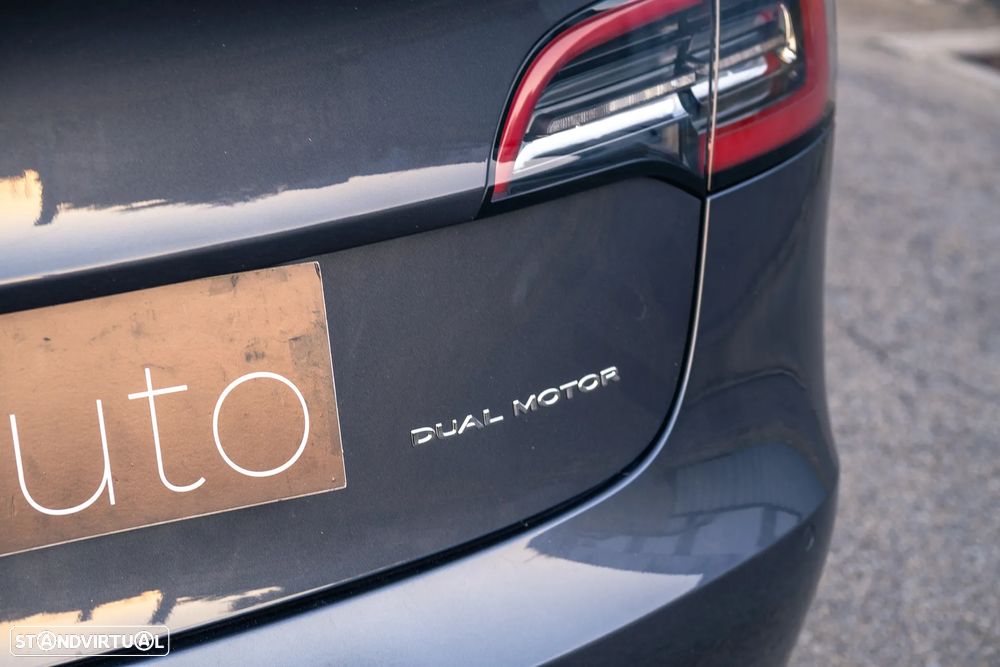 Tesla Model 3 Long Range Tração Integral - 16