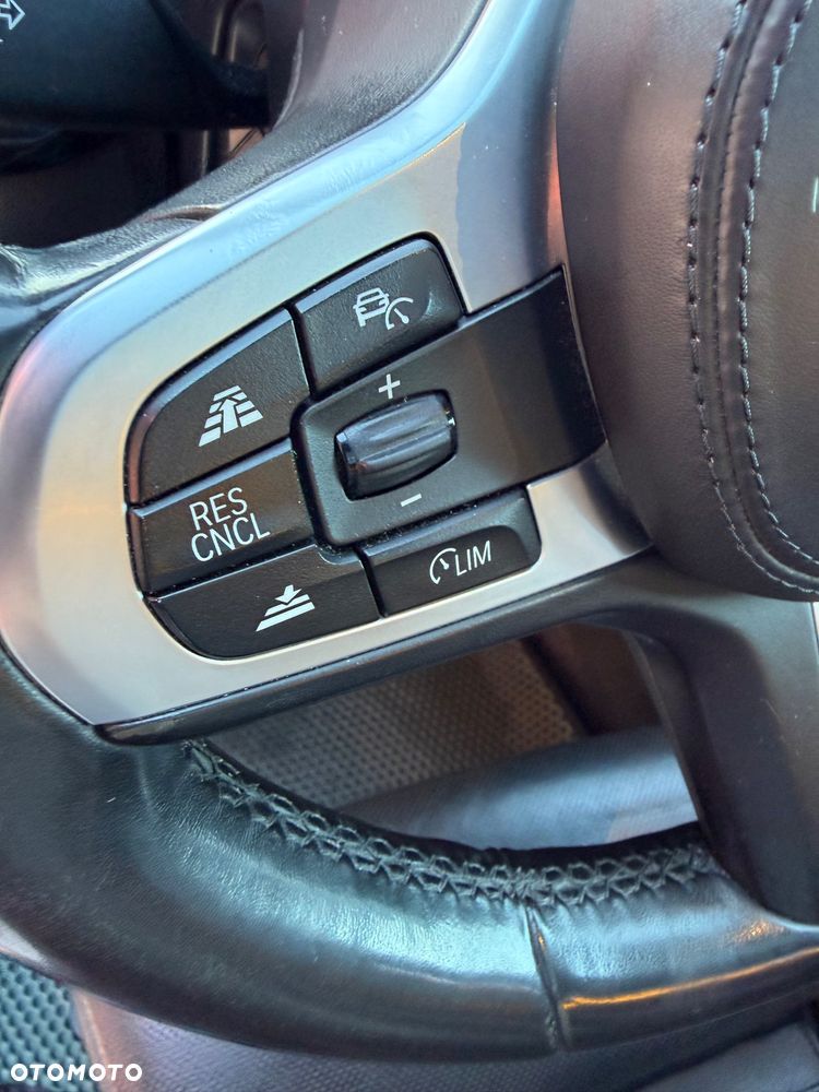 BMW Seria 5 - 34
