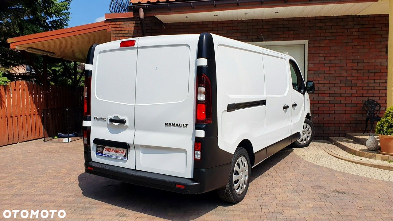 Renault Trafic - 11
