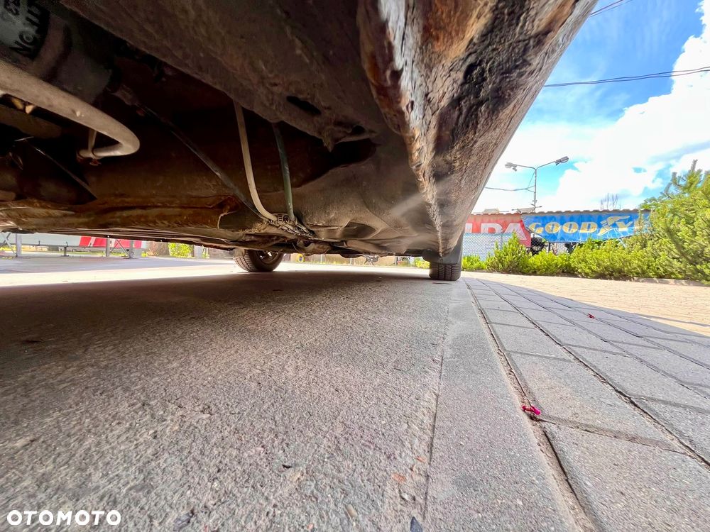 Volkswagen Golf 1.6 CL - 34