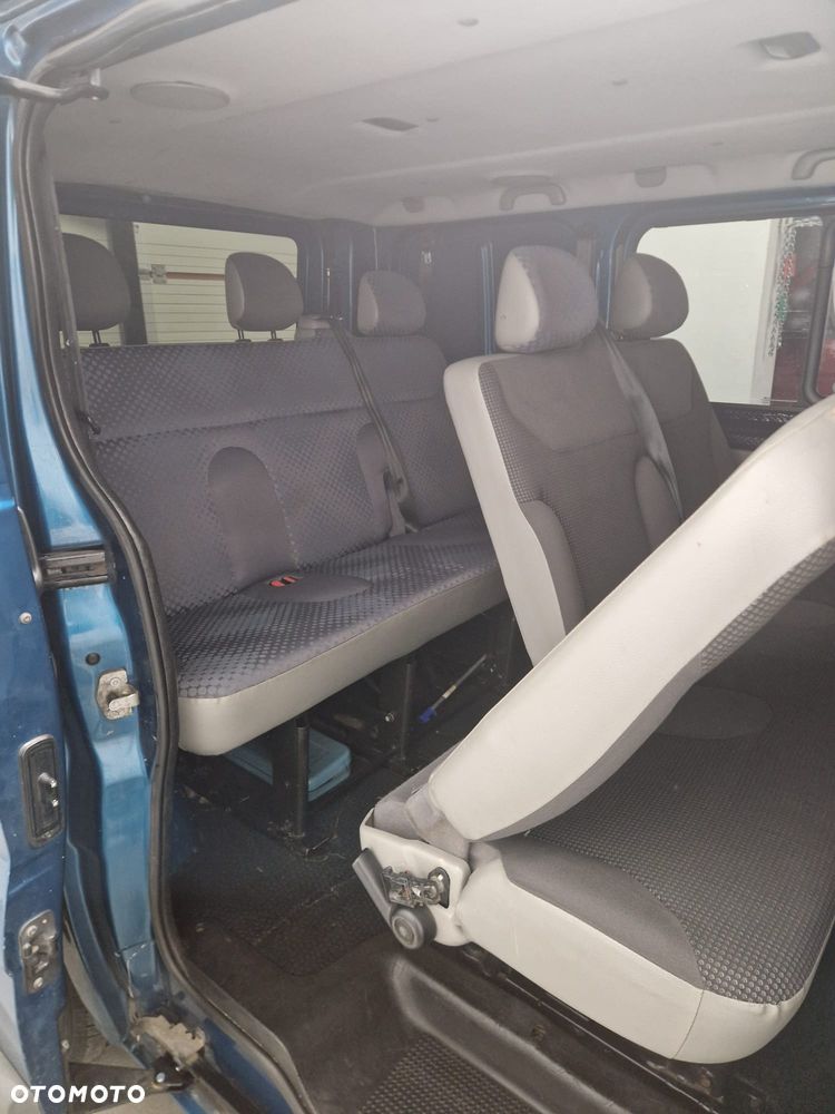 Renault Trafic - 10