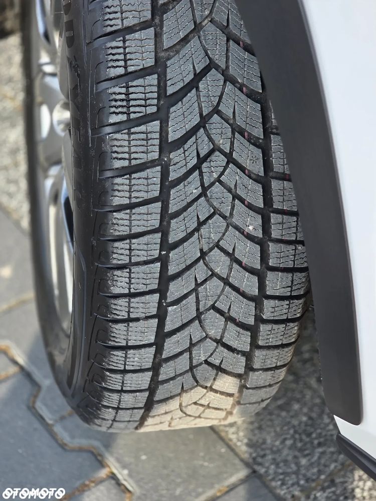 Lexus NX 300h Elegance AWD - 35