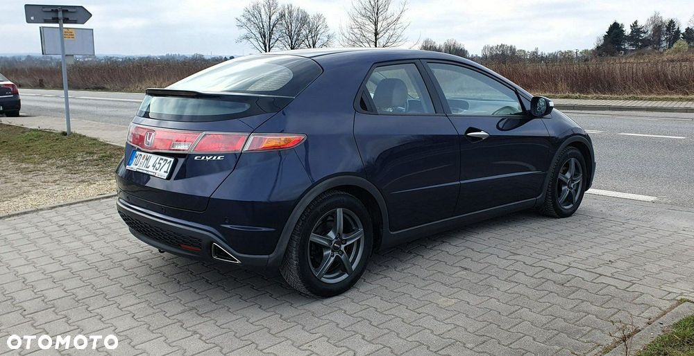 Honda Civic - 4