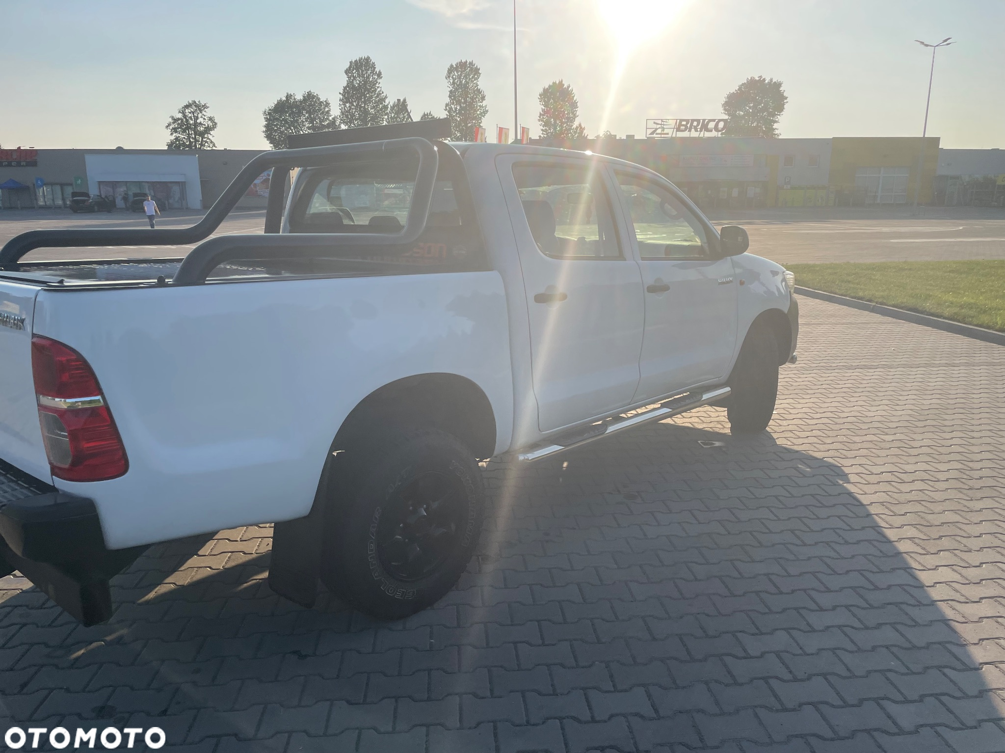 Toyota Hilux - 5