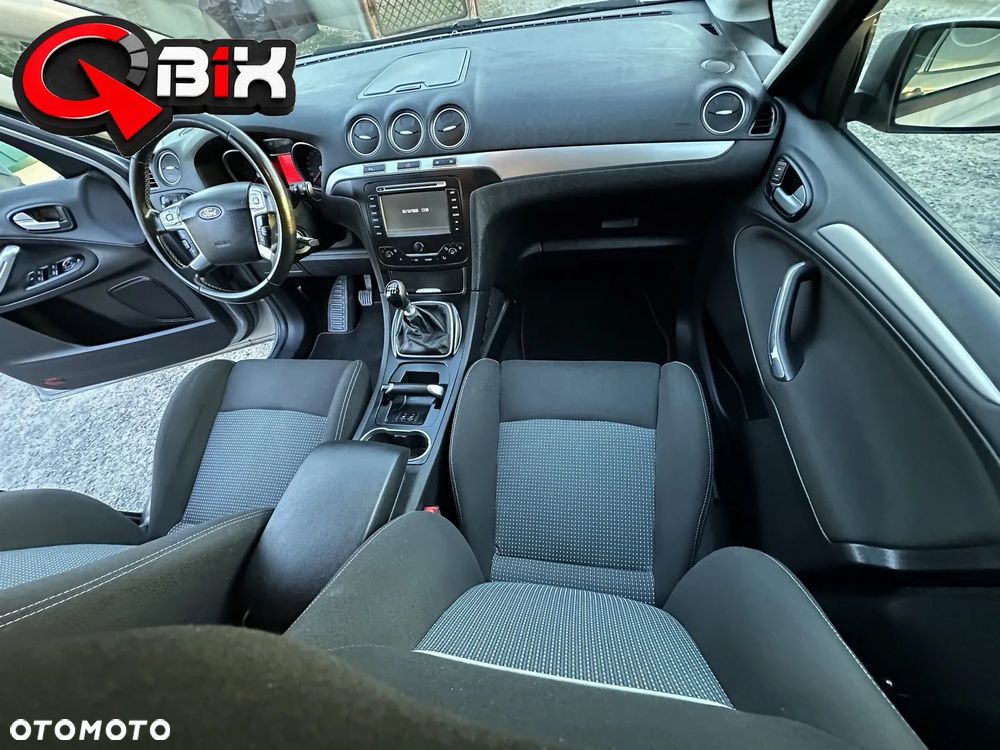 Ford S-Max - 25