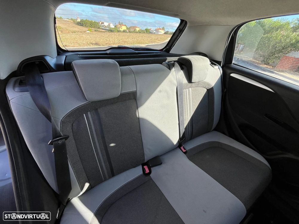 Fiat Punto 1.3 M-Jet Easy S&S - 5