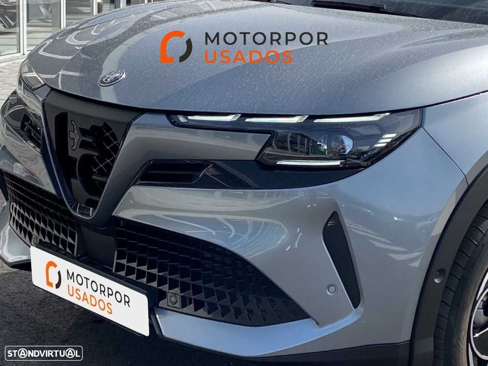 Alfa Romeo Junior 54 kWh Sport Speciale - 19