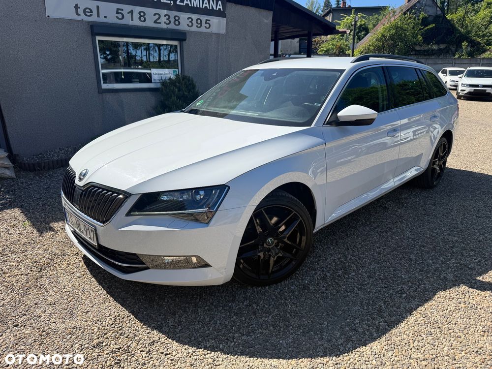 Skoda Superb 2.0 TDI DSG Style - 2