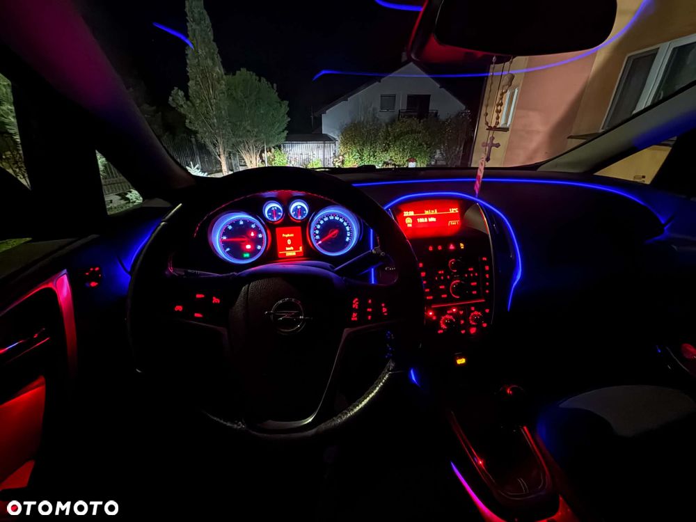 Opel Astra - 9