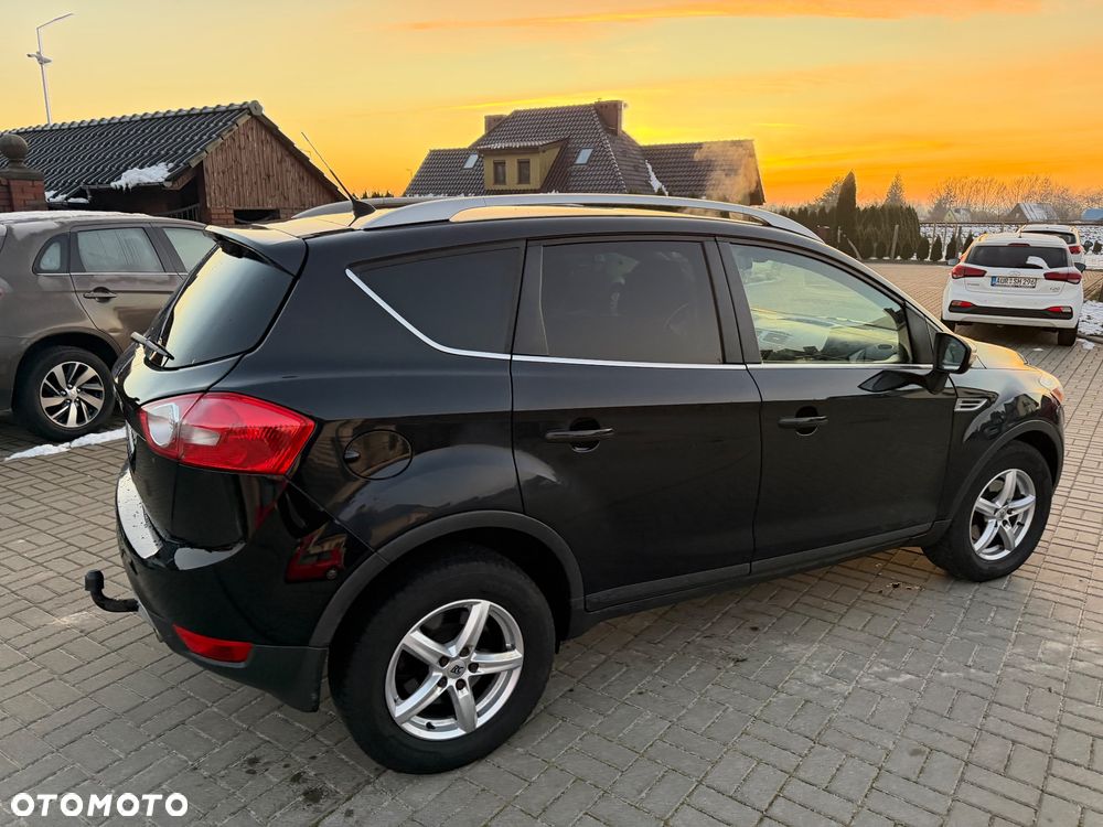 Ford Kuga 2.0 TDCi 2x4 Titanium - 7