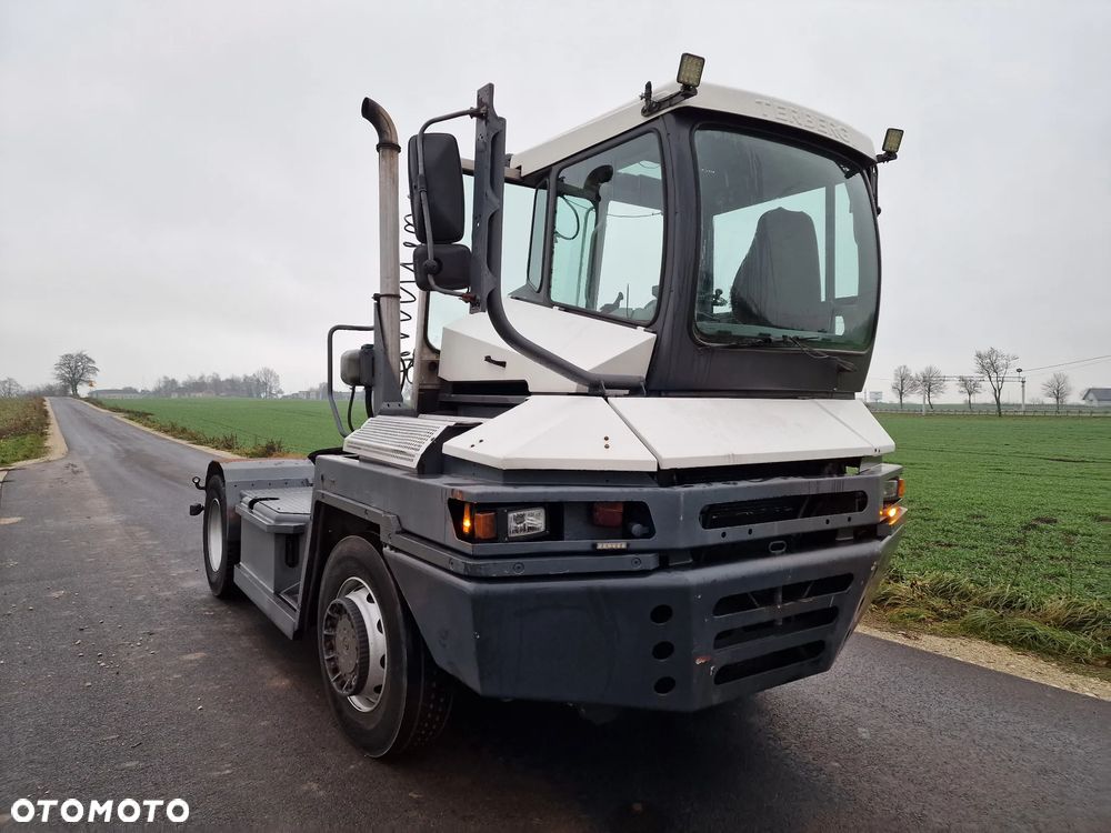 Terberg RT222 - CIĄGNIK TERMINALOWY - 4