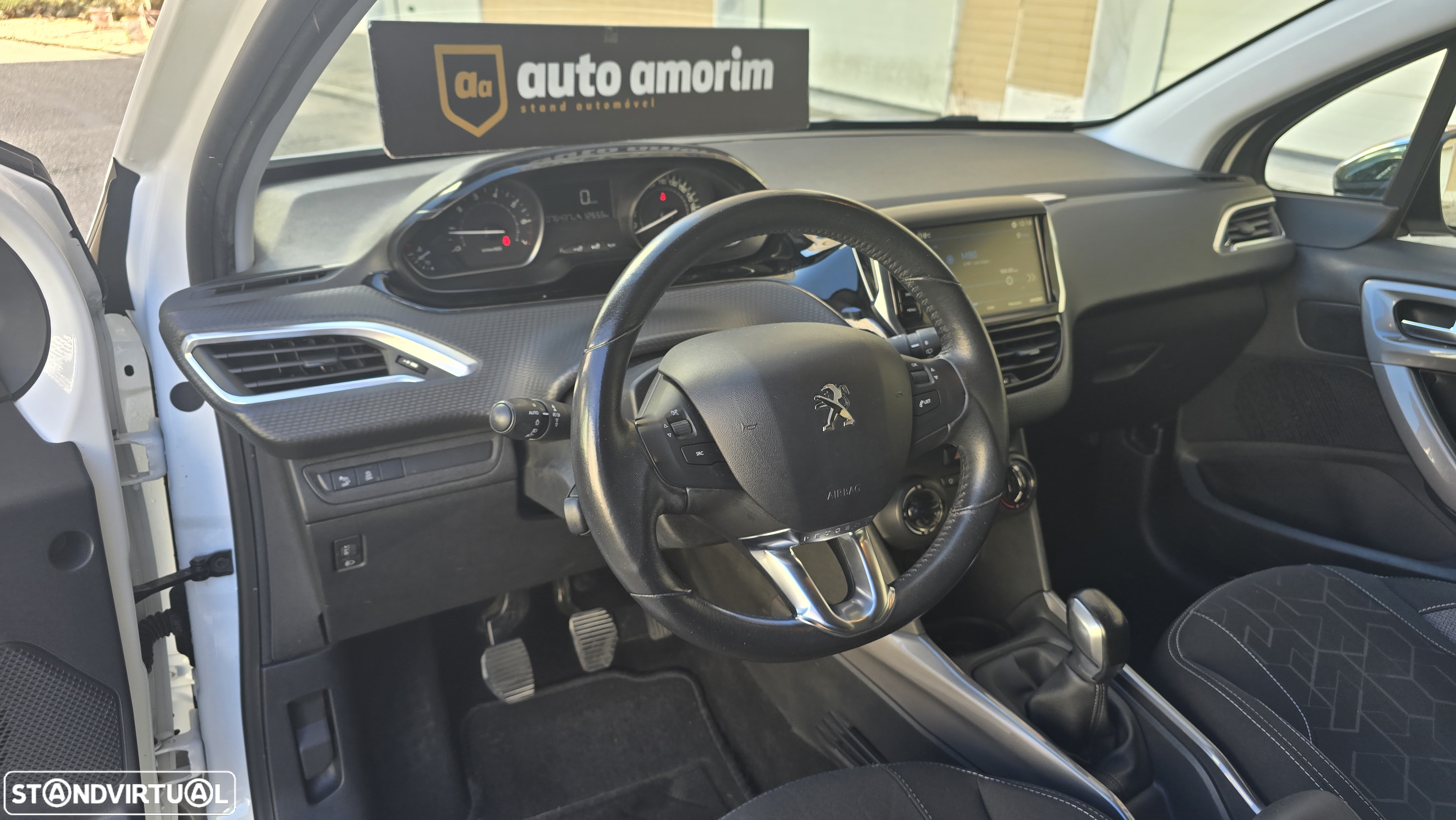 Peugeot 2008 1.2 PureTech Style - 14