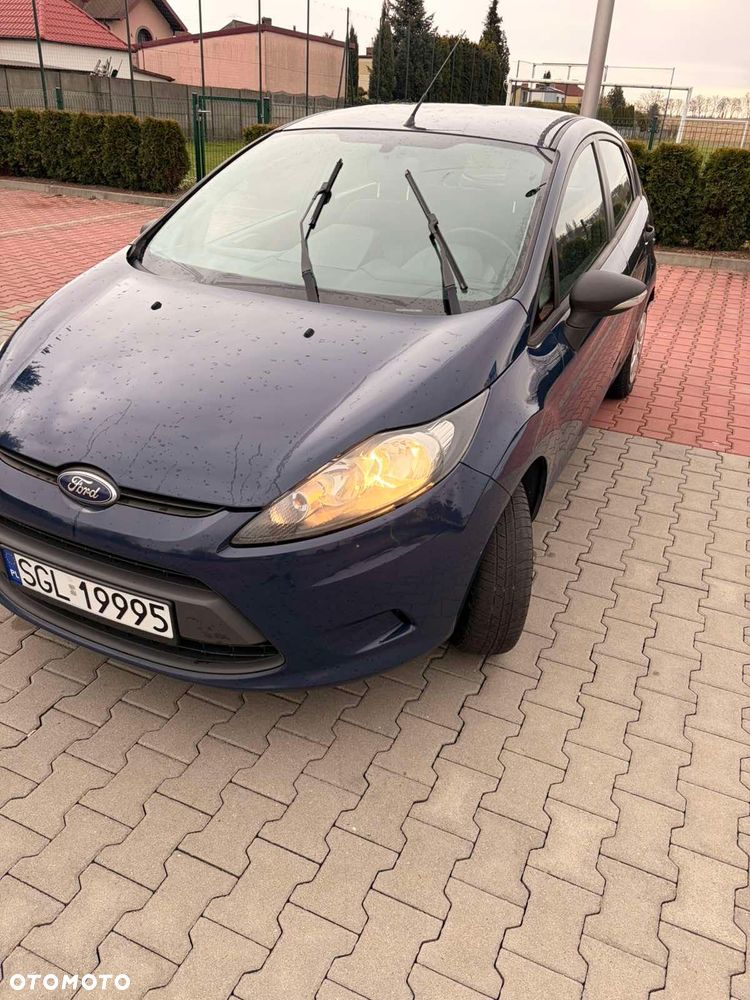 Ford Fiesta 1.25 Ambiente EU5 - 8