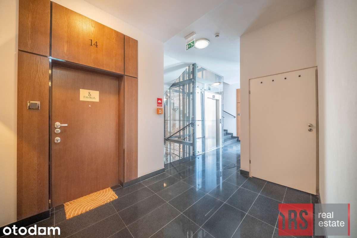 Studio-39 m2, Zrewitalizowana kamienica, Wilcza 72