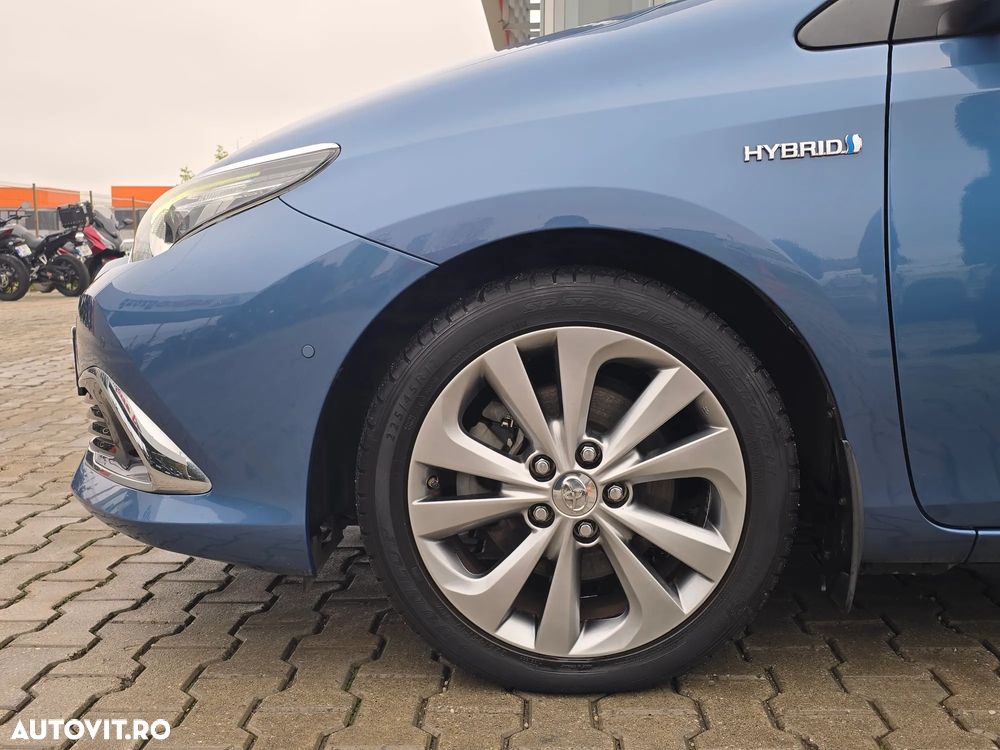 Toyota Auris 1.8 L VVT-i Hybrid Sol - 6