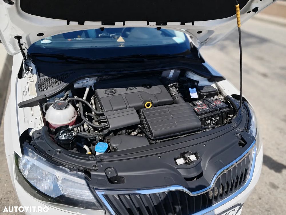 Skoda RAPID 1.4 TDI Active DSG - 9