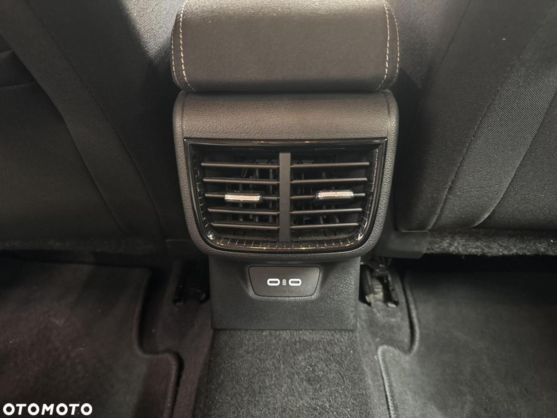 Skoda Fabia - 22