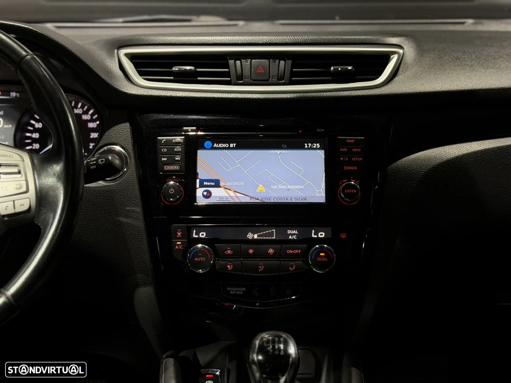 Nissan Qashqai 1.5 dCi TEKNA+ - 32