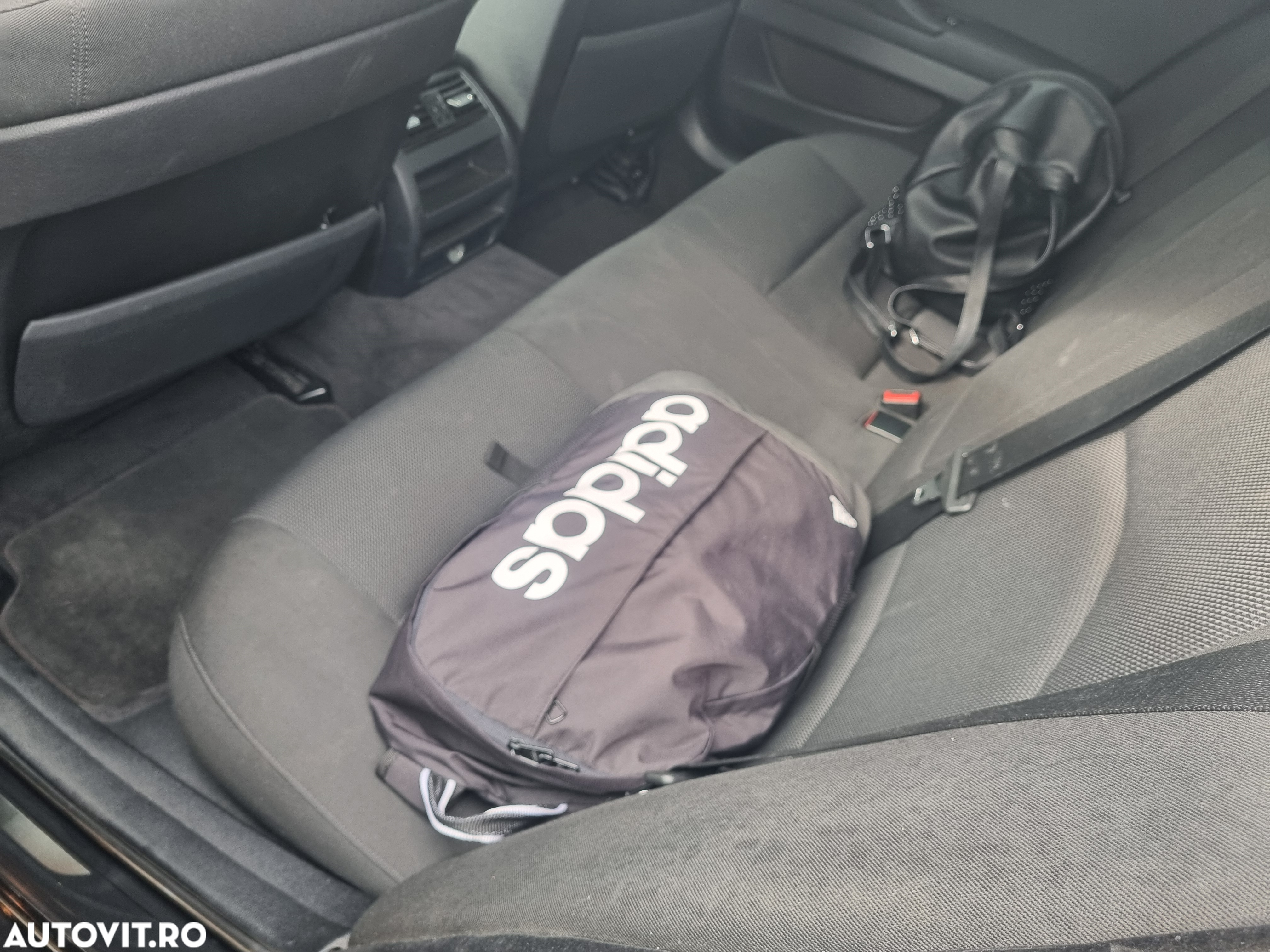BMW Seria 5 520d Aut. Luxury Line - 17
