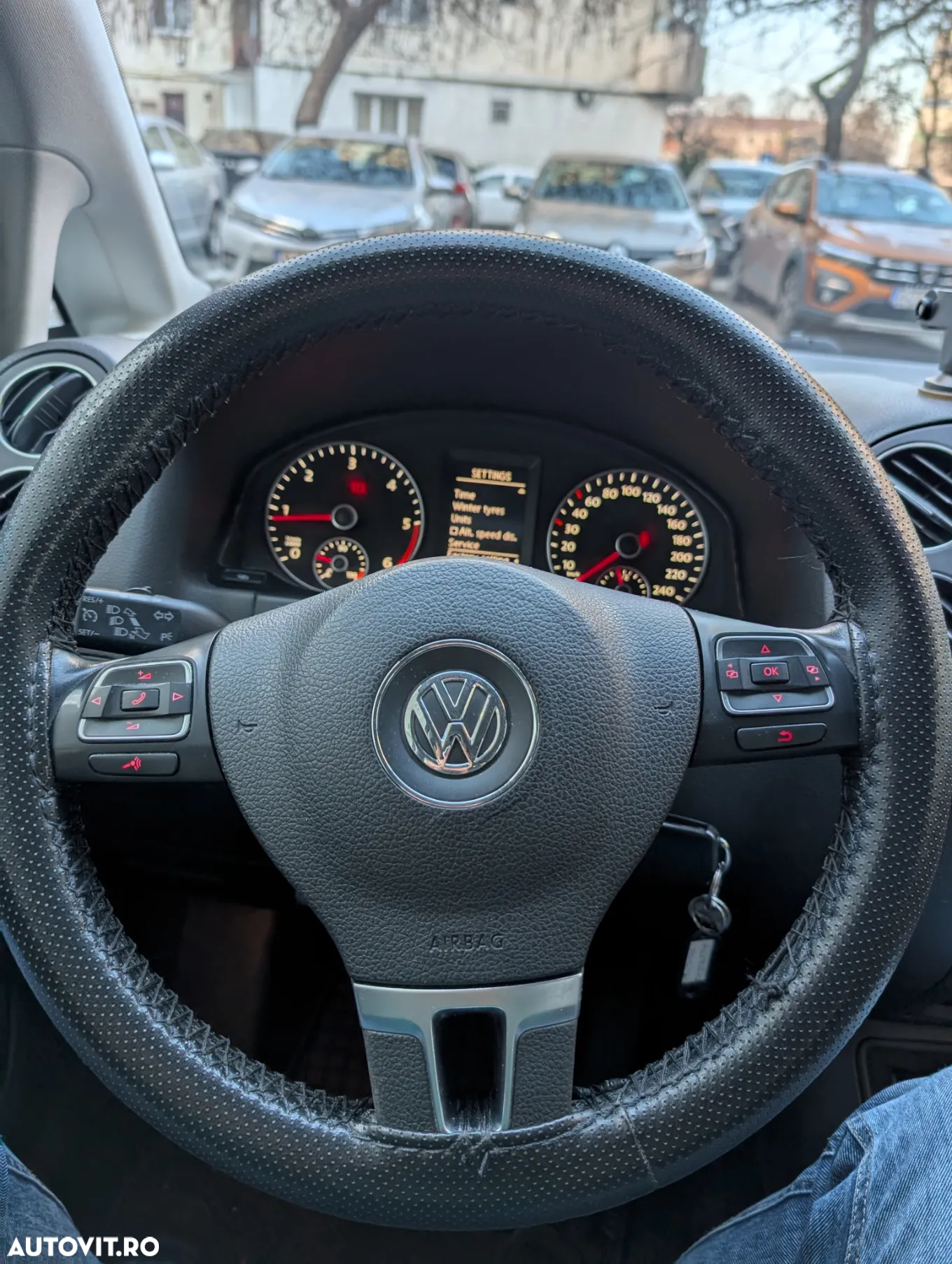 Volkswagen Golf Plus 1.6 TDI DPF BMT Comfortline - 7