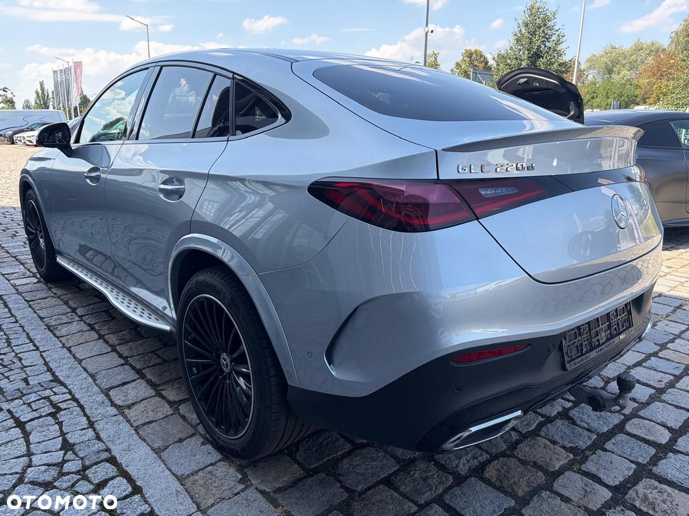 Mercedes-Benz GLC 220 d mHEV 4-Matic AMG Line - 4