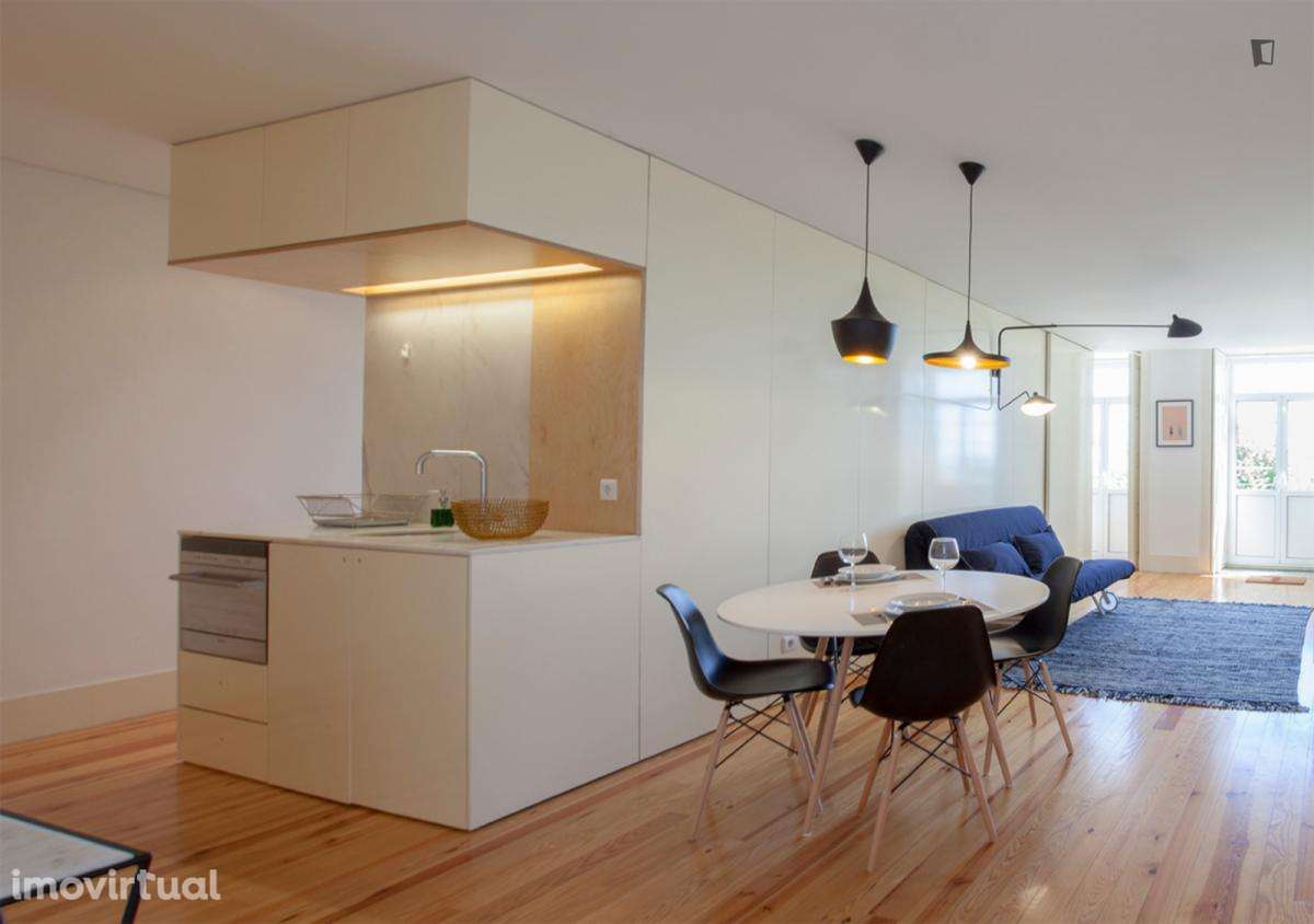 Apartamento com 1 quartos - localizado em Cedofeita Porto - Grande imagem: 2/24