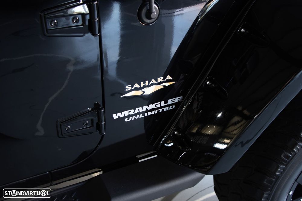 Jeep Wrangler Unlimited - 15