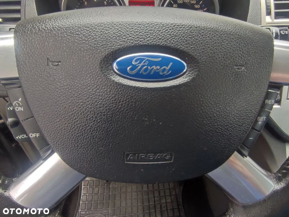 Ford C-MAX 1.8 Ghia - 16