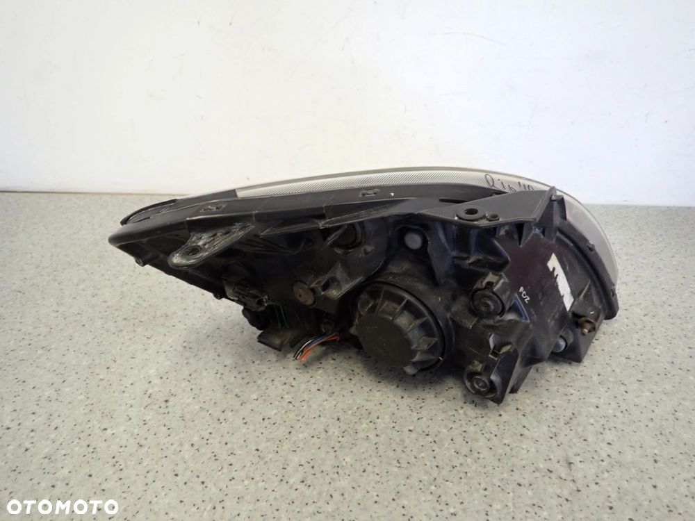 KIA RIO II 10-12 REFLEKTOR LEWY LAMPA PRZEDNIA LEWA - 11