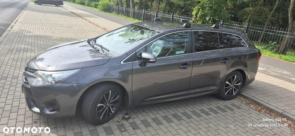 Toyota Avensis 2.0 D-4D Prestige - 17