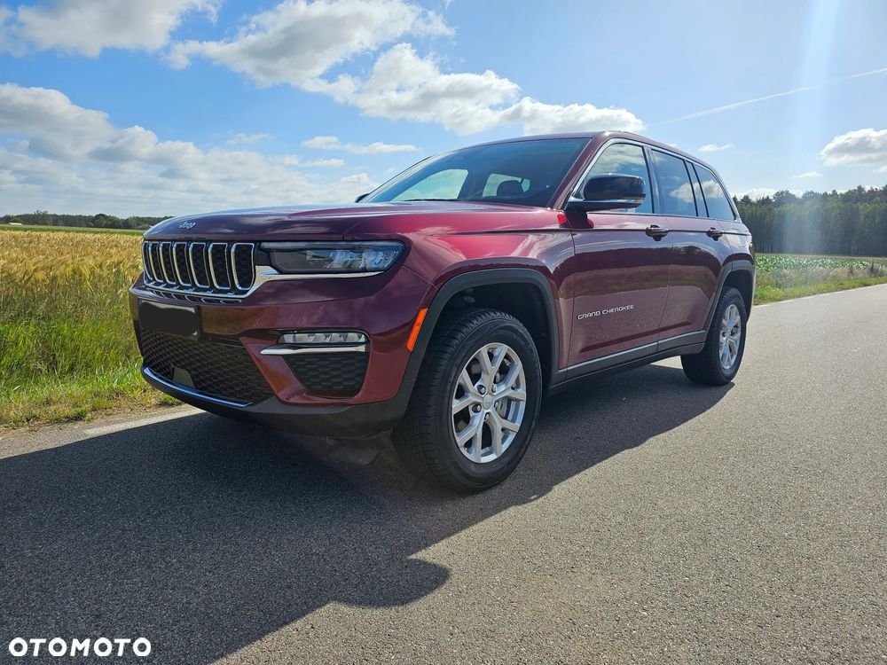 Jeep Grand Cherokee - 21