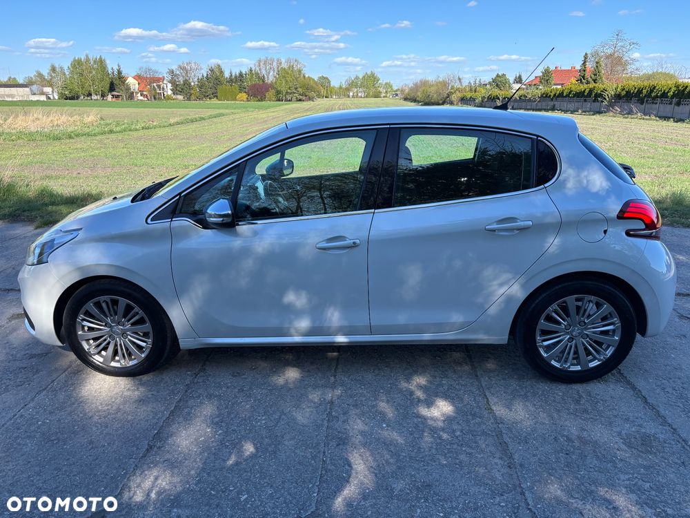 Peugeot 208 1.2 PureTech Allure - 7