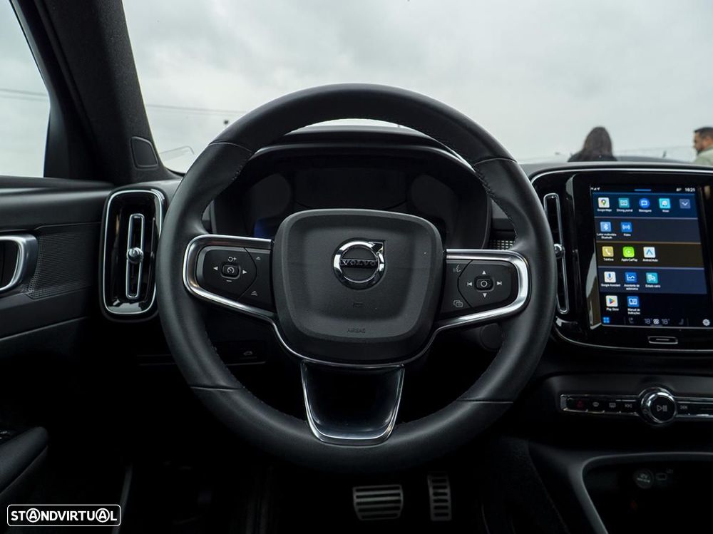 Volvo XC 40 Recharge Pro - 28